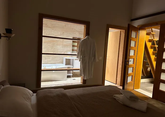 호텔 Epidami Kashari